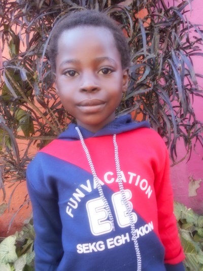 Help Emma by becoming a child sponsor. Sponsoring a child is a rewarding and heartwarming experience.