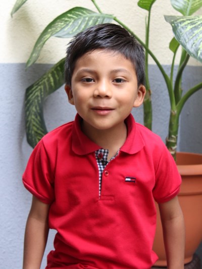 Help Carlos Armando by becoming a child sponsor. Sponsoring a child is a rewarding and heartwarming experience.
