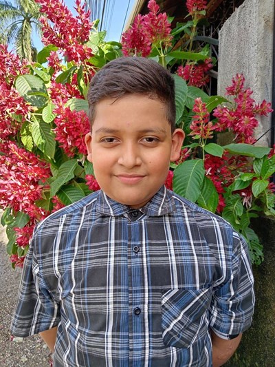 Help Angel David by becoming a child sponsor. Sponsoring a child is a rewarding and heartwarming experience.