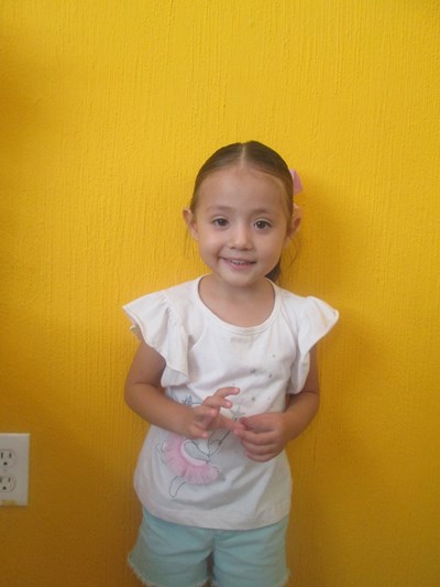 Help Geraldine Aitana by becoming a child sponsor. Sponsoring a child is a rewarding and heartwarming experience.