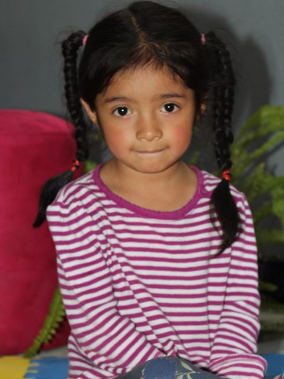 Help Anlly Dahayana Yiseth by becoming a child sponsor. Sponsoring a child is a rewarding and heartwarming experience.