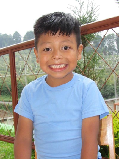 Help Dylan Otoniel by becoming a child sponsor. Sponsoring a child is a rewarding and heartwarming experience.