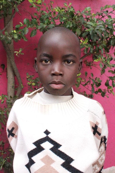 Help Elijah by becoming a child sponsor. Sponsoring a child is a rewarding and heartwarming experience.