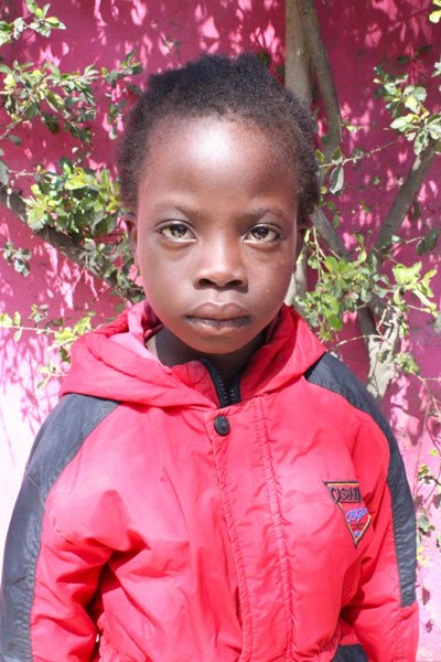 Help Lister by becoming a child sponsor. Sponsoring a child is a rewarding and heartwarming experience.