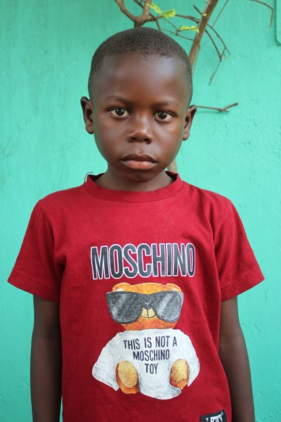 Help Jonathan by becoming a child sponsor. Sponsoring a child is a rewarding and heartwarming experience.