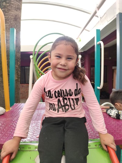 Help Vania Lizeth by becoming a child sponsor. Sponsoring a child is a rewarding and heartwarming experience.