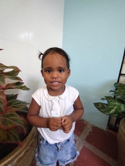 Help Kailanny by becoming a child sponsor. Sponsoring a child is a rewarding and heartwarming experience.