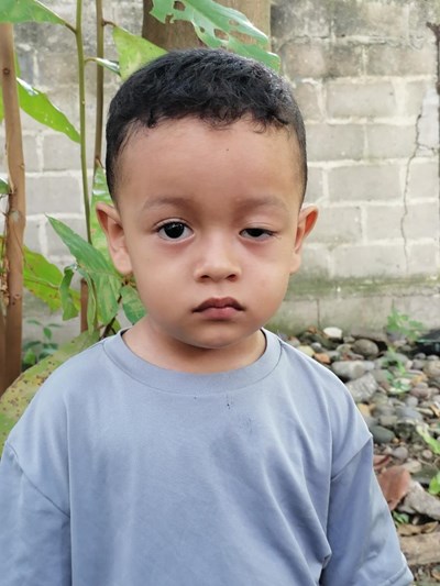 Help Yeison Daniel by becoming a child sponsor. Sponsoring a child is a rewarding and heartwarming experience.