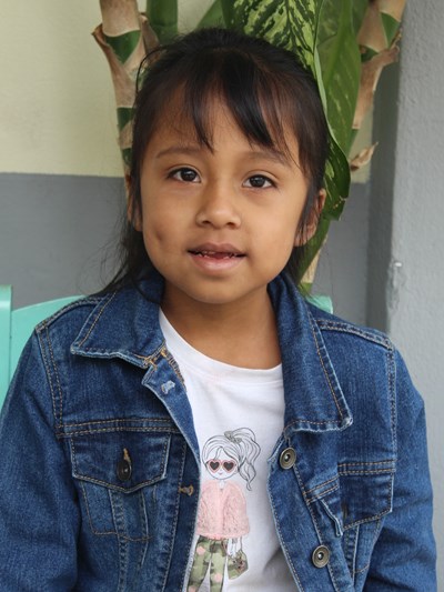 Help Wendoly Mariela by becoming a child sponsor. Sponsoring a child is a rewarding and heartwarming experience.