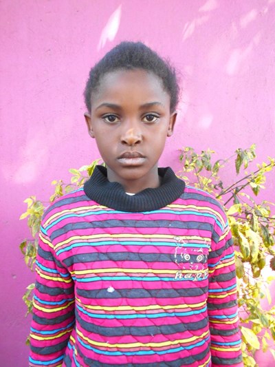 Help Annie by becoming a child sponsor. Sponsoring a child is a rewarding and heartwarming experience.