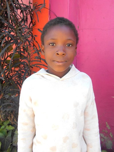 Help Michelle by becoming a child sponsor. Sponsoring a child is a rewarding and heartwarming experience.