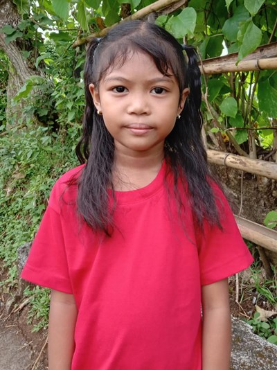 Help Arianne D. by becoming a child sponsor. Sponsoring a child is a rewarding and heartwarming experience.