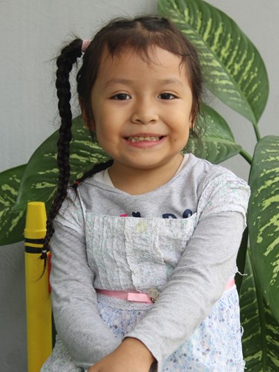 Help Genesis Yaren by becoming a child sponsor. Sponsoring a child is a rewarding and heartwarming experience.