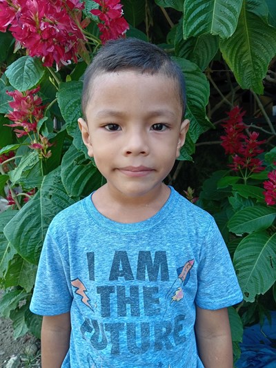 Help David Oseas by becoming a child sponsor. Sponsoring a child is a rewarding and heartwarming experience.