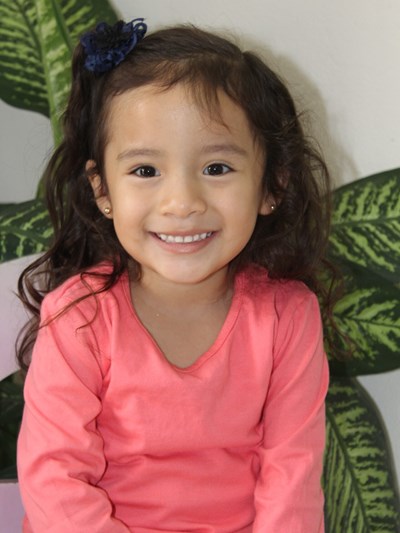 Help Lya Yamileth by becoming a child sponsor. Sponsoring a child is a rewarding and heartwarming experience.