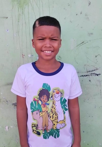 Help Kendall De Jesus by becoming a child sponsor. Sponsoring a child is a rewarding and heartwarming experience.