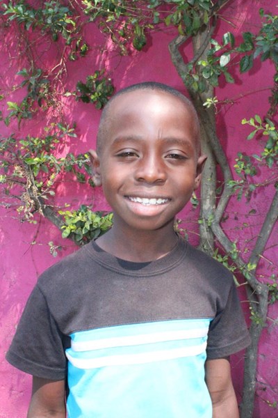 Help Fredrick by becoming a child sponsor. Sponsoring a child is a rewarding and heartwarming experience.