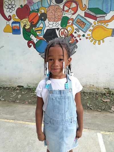 Help Emma Yaneth Elisa by becoming a child sponsor. Sponsoring a child is a rewarding and heartwarming experience.