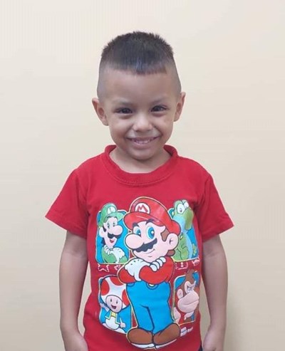Help Santiago Isaac by becoming a child sponsor. Sponsoring a child is a rewarding and heartwarming experience.