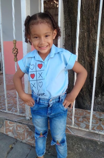 Help Andrea Sofia by becoming a child sponsor. Sponsoring a child is a rewarding and heartwarming experience.