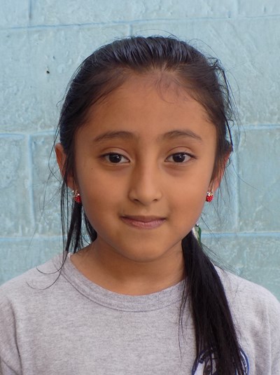 Help Alisson Amelia by becoming a child sponsor. Sponsoring a child is a rewarding and heartwarming experience.