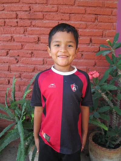 Help Héctor Eduardo by becoming a child sponsor. Sponsoring a child is a rewarding and heartwarming experience.