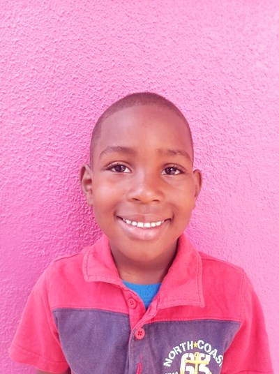 Help Enmanuel by becoming a child sponsor. Sponsoring a child is a rewarding and heartwarming experience.