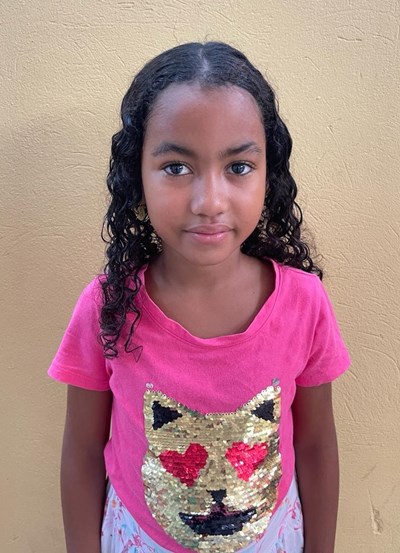 Help Kiara Marcela by becoming a child sponsor. Sponsoring a child is a rewarding and heartwarming experience.