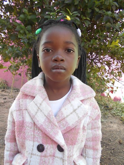 Help Thandiwe by becoming a child sponsor. Sponsoring a child is a rewarding and heartwarming experience.