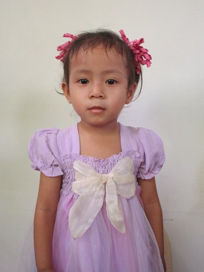 Help Meisha Maxine L. by becoming a child sponsor. Sponsoring a child is a rewarding and heartwarming experience.