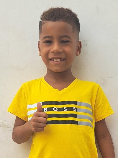 Help Mathieu Daniel by becoming a child sponsor. Sponsoring a child is a rewarding and heartwarming experience.