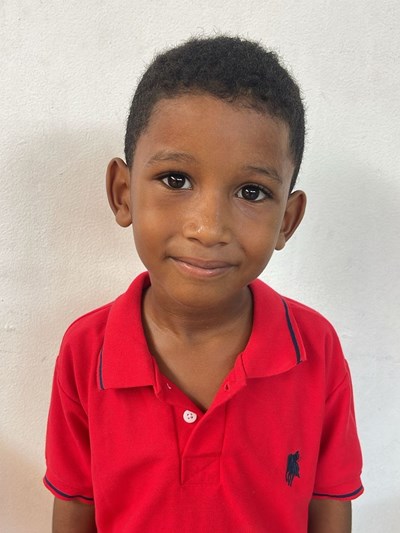 Help Thiago Rafael by becoming a child sponsor. Sponsoring a child is a rewarding and heartwarming experience.