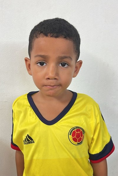 Help Brayan Jose by becoming a child sponsor. Sponsoring a child is a rewarding and heartwarming experience.