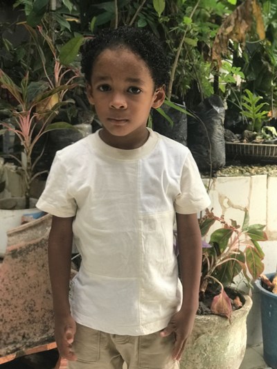 Help Mateo De Jesus by becoming a child sponsor. Sponsoring a child is a rewarding and heartwarming experience.