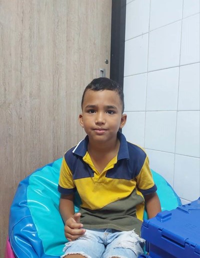 Help Keiner Andres by becoming a child sponsor. Sponsoring a child is a rewarding and heartwarming experience.