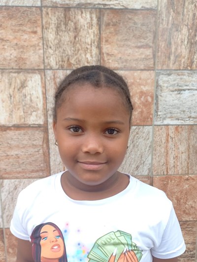 Help Rachel by becoming a child sponsor. Sponsoring a child is a rewarding and heartwarming experience.