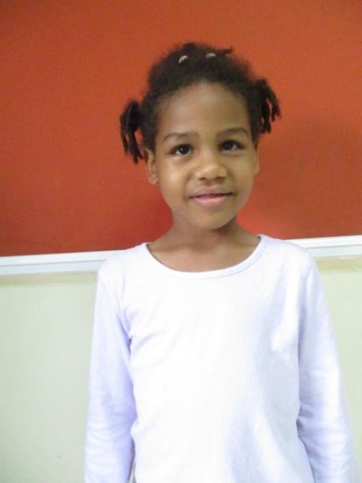 Help Yamilet by becoming a child sponsor. Sponsoring a child is a rewarding and heartwarming experience.