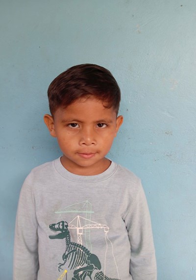 Help Draxler Aaron by becoming a child sponsor. Sponsoring a child is a rewarding and heartwarming experience.