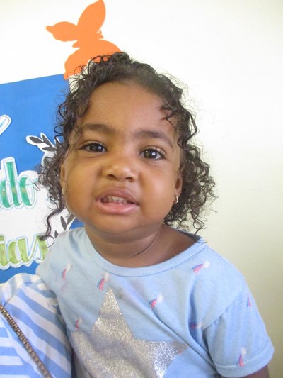 Help Genelis Abigail by becoming a child sponsor. Sponsoring a child is a rewarding and heartwarming experience.