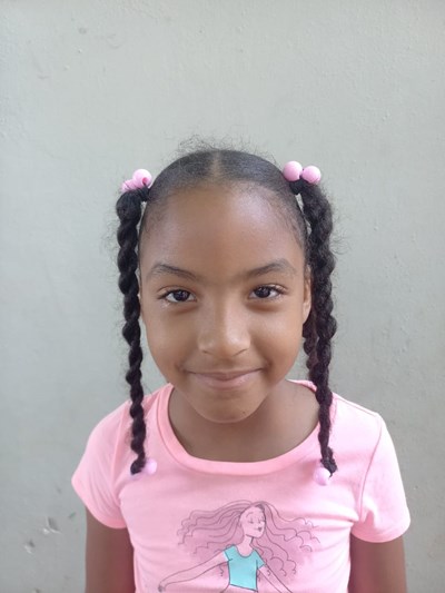 Help Aliver Esmeralda by becoming a child sponsor. Sponsoring a child is a rewarding and heartwarming experience.