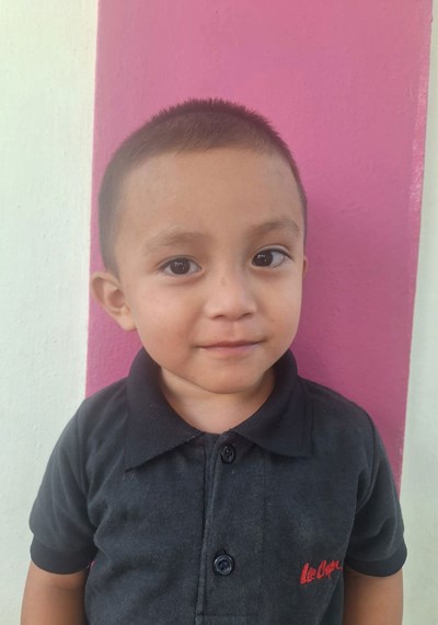 Help Iam Alexis by becoming a child sponsor. Sponsoring a child is a rewarding and heartwarming experience.