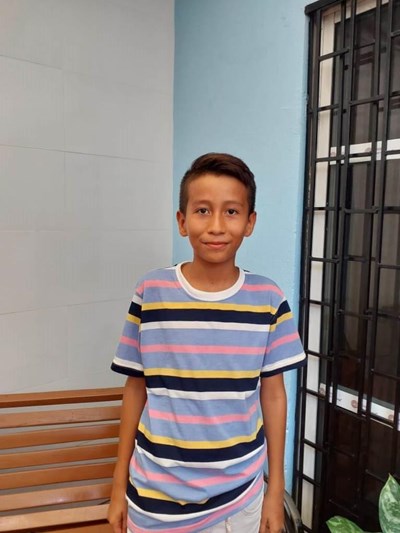 Help Carlos Andres by becoming a child sponsor. Sponsoring a child is a rewarding and heartwarming experience.