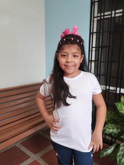 Help Genesis Sofia by becoming a child sponsor. Sponsoring a child is a rewarding and heartwarming experience.