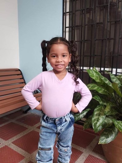 Help Valery Michelle by becoming a child sponsor. Sponsoring a child is a rewarding and heartwarming experience.