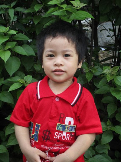 Help Caeellmar V. by becoming a child sponsor. Sponsoring a child is a rewarding and heartwarming experience.