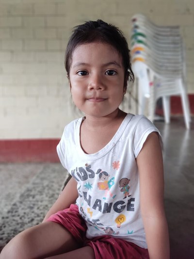 Help Genesis Daleska by becoming a child sponsor. Sponsoring a child is a rewarding and heartwarming experience.