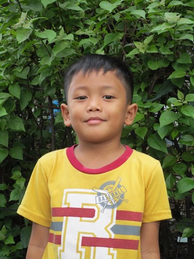 Help Dave Kiefer G. by becoming a child sponsor. Sponsoring a child is a rewarding and heartwarming experience.