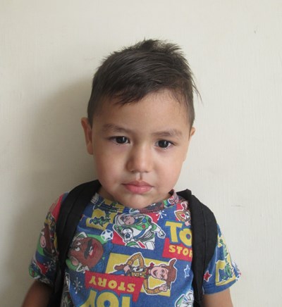 Help Irving Uriel by becoming a child sponsor. Sponsoring a child is a rewarding and heartwarming experience.