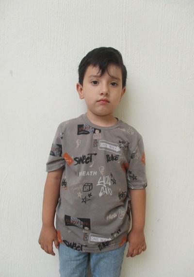 Help Erick Ruben by becoming a child sponsor. Sponsoring a child is a rewarding and heartwarming experience.