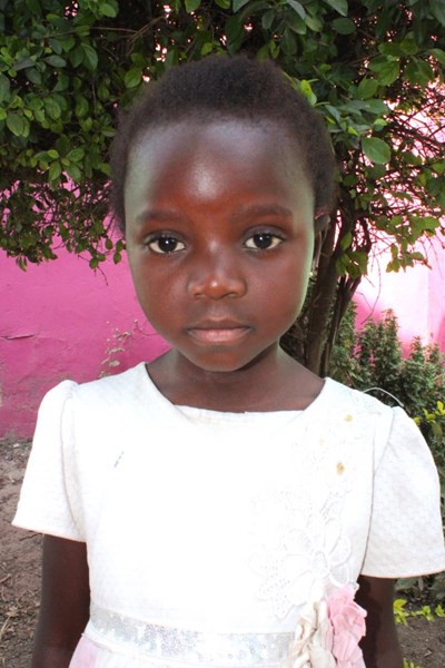 Help Angela by becoming a child sponsor. Sponsoring a child is a rewarding and heartwarming experience.